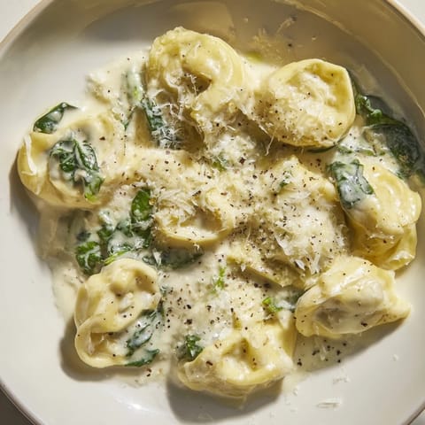Creamy Spinach Alfredo Tortellini